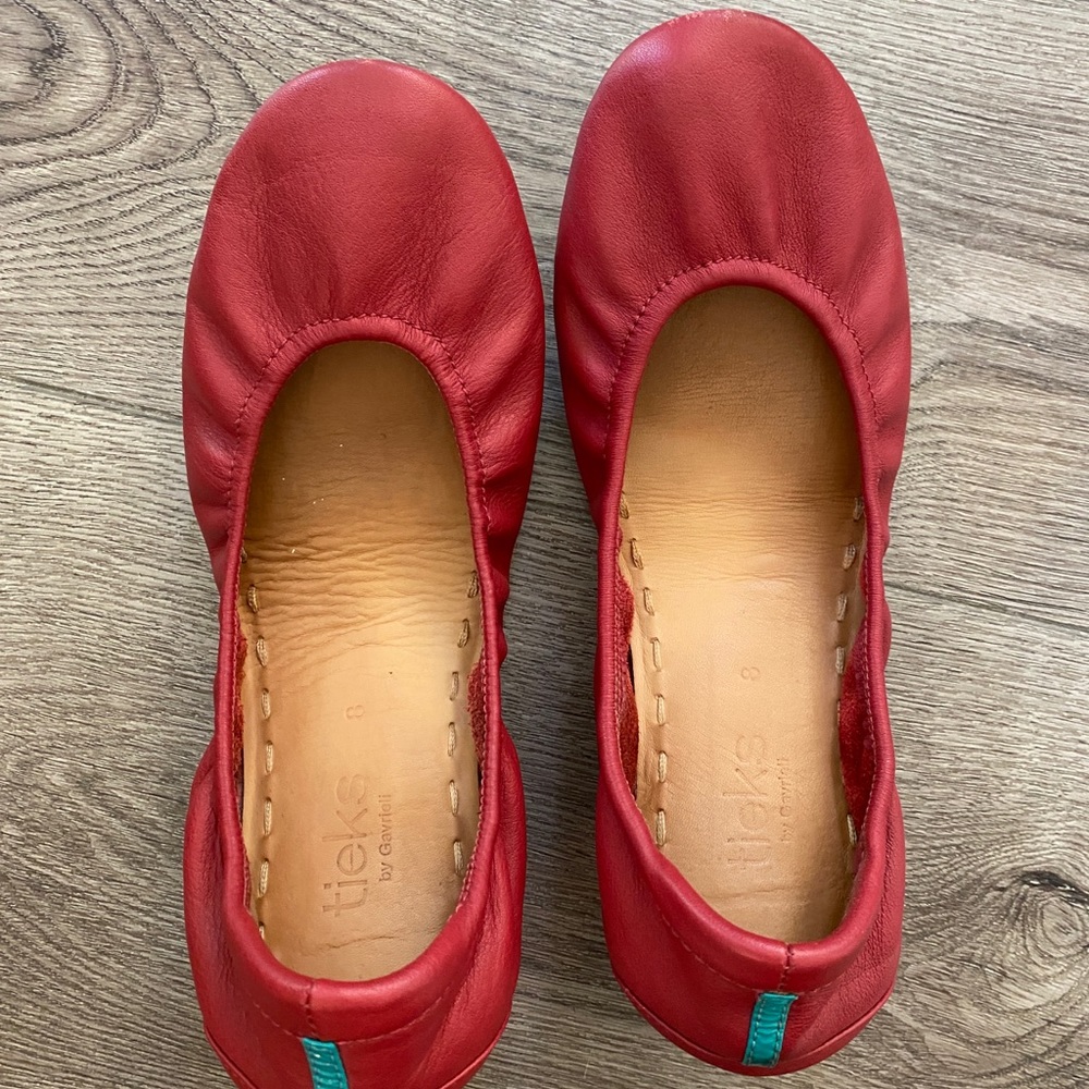 Red leather Tieks